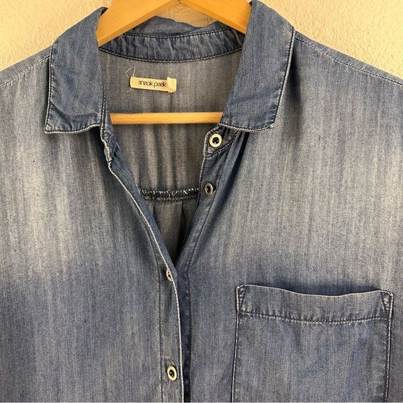 Sneak Peek denim button down top size M - Picture 3 of 10